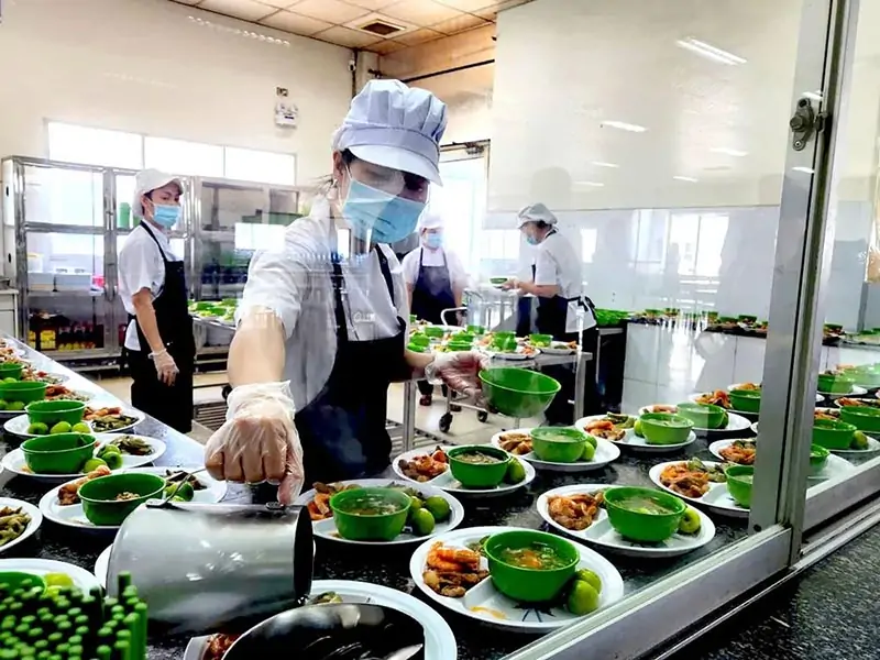 Phạm Vi Áp Dụng Chứng Nhận ISO 22000 Trong Ngành Dịch Vụ Ăn Uống